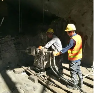 长兴水下抗分散灌浆料特点 水下不分散注浆料介绍